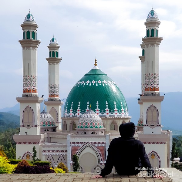 Masjid Al Warosah: Tempat Beribadah yang Menghargai Komunitas Cilacap
